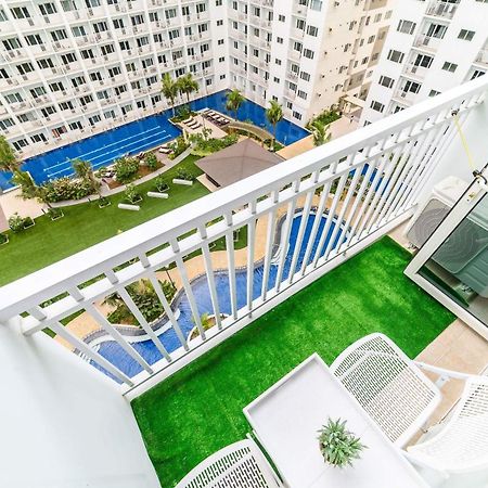 Santiorini At Shore Residences Pasay Luaran gambar